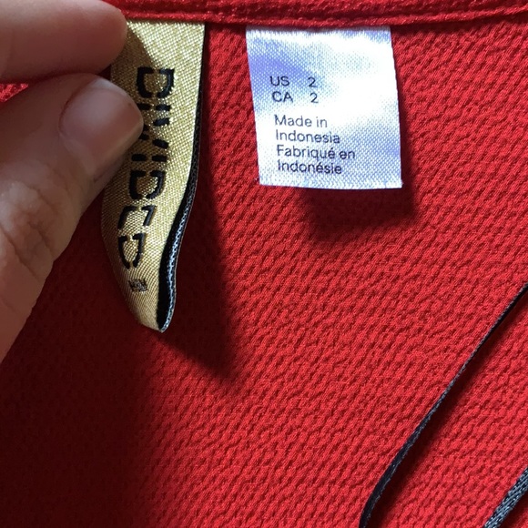 $Red knot front crop top - Picture 4 of 6